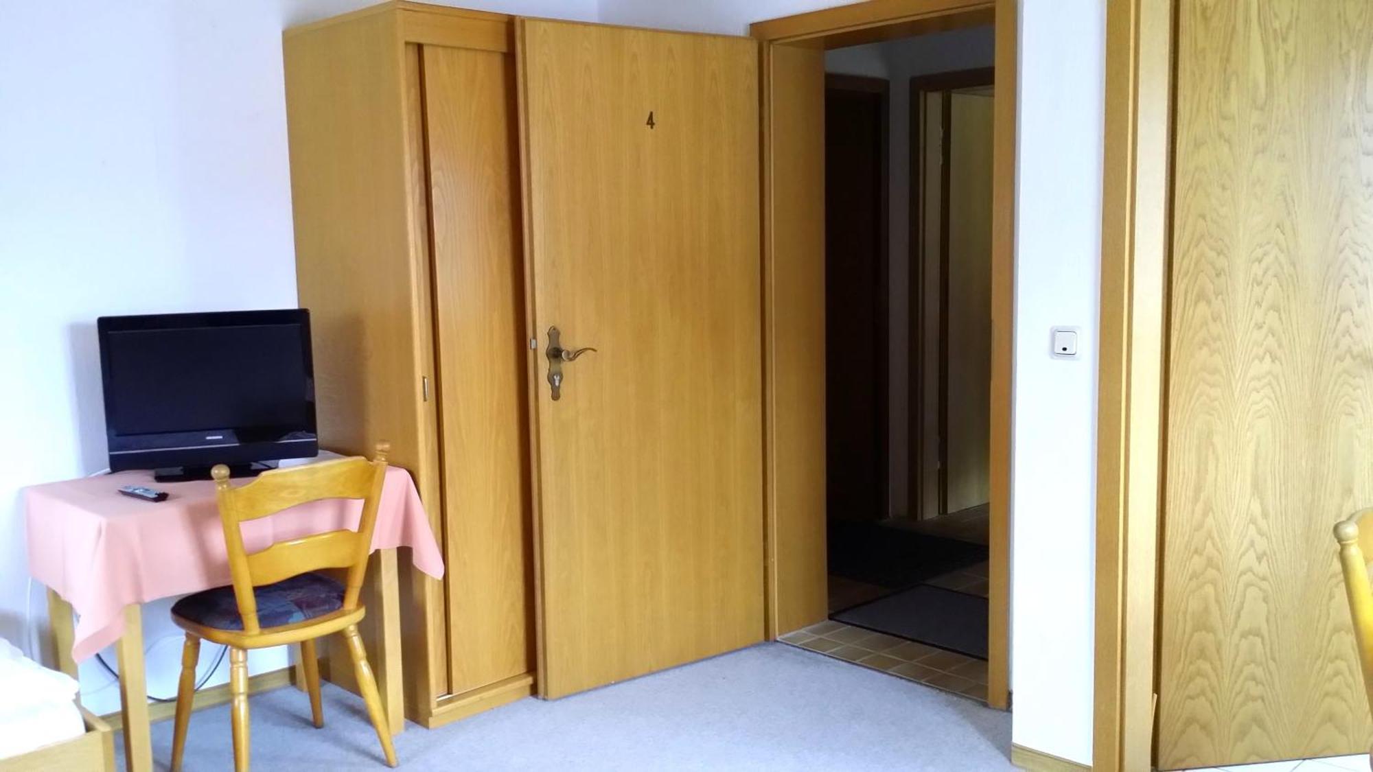 Landgasthof Zum Hirschen Hafenlohr Δωμάτιο φωτογραφία